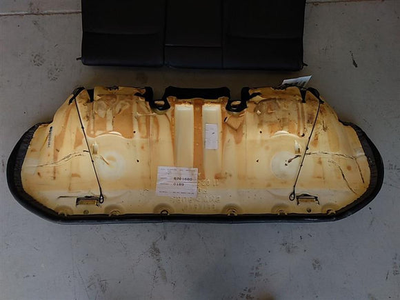 BMW 325i Rear Seat Set