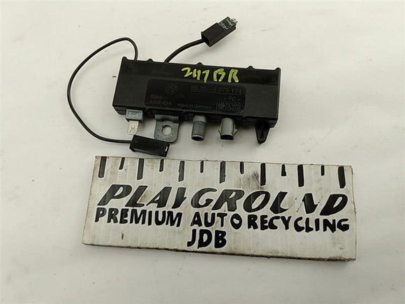 BMW 318i Radio Antenna Amplifier