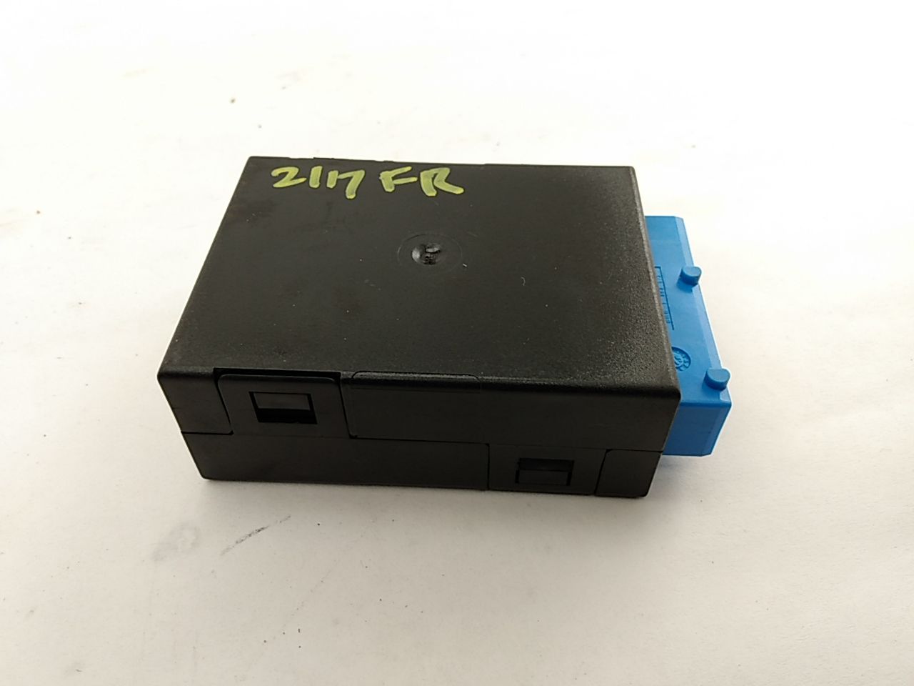 BMW 318i Windshield Washer Control Module