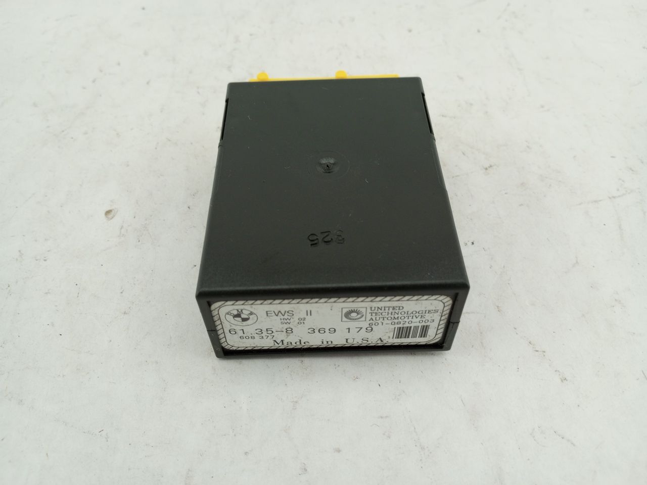 BMW 318i Anti-Theft Control Module - 0