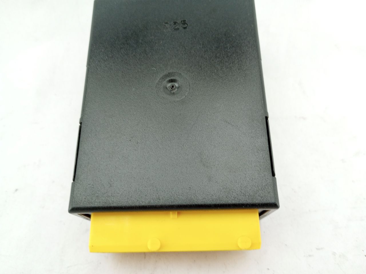 BMW 318i Anti-Theft Control Module