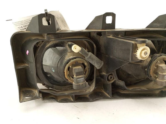 BMW 318i Front Right Headlamp
