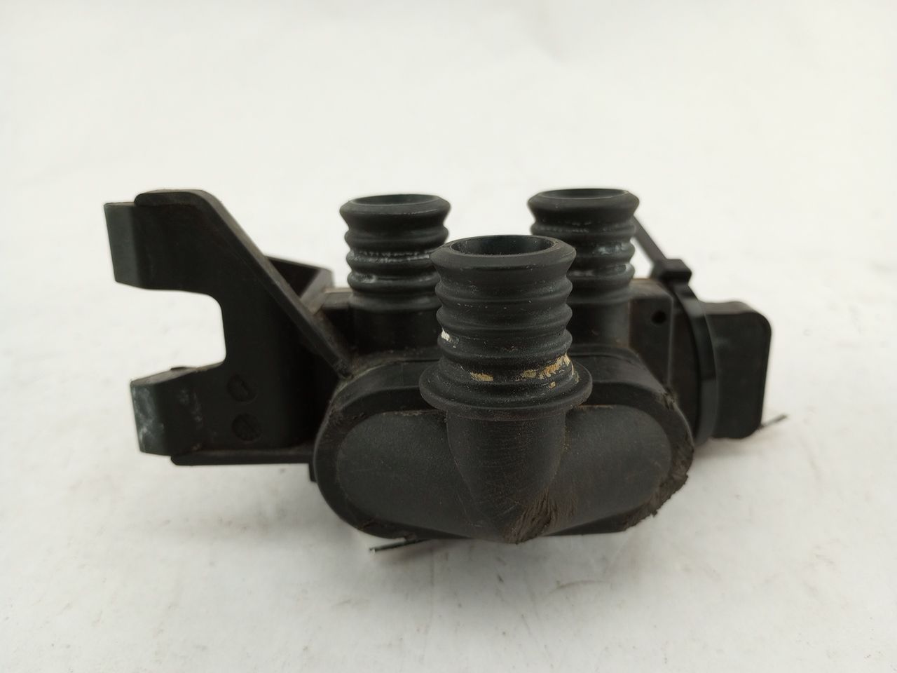 BMW 318i heater Control Valve