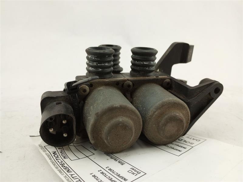 BMW 318i heater Control Valve