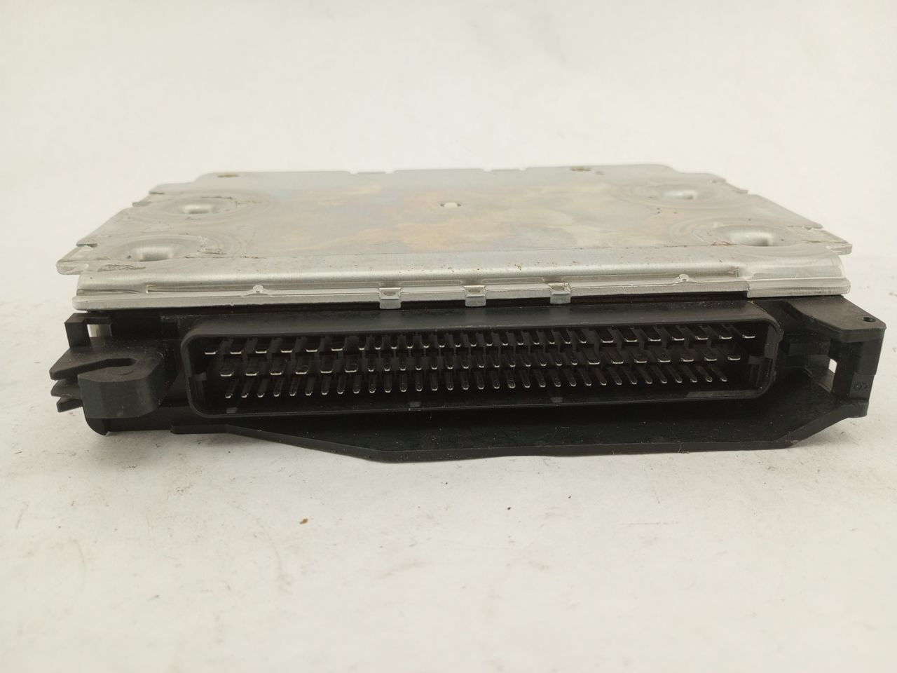 BMW 318i Engine Control Module