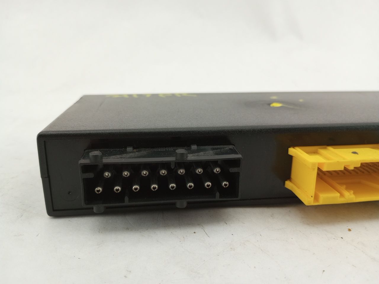 BMW 318i Body Control Module BCM