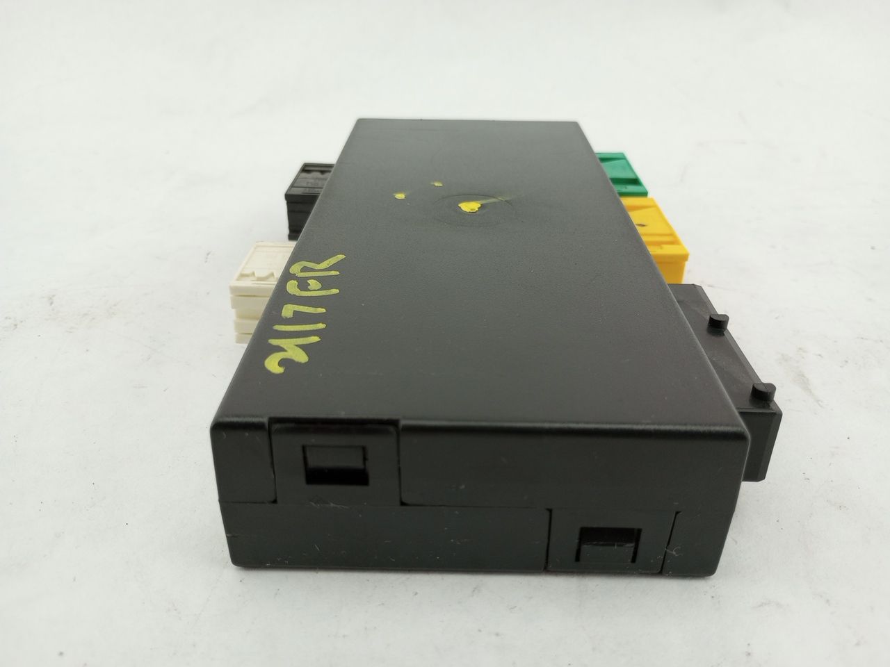 BMW 318i Body Control Module BCM