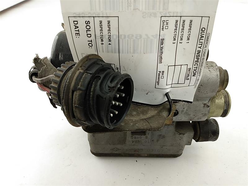 BMW 318i ABS Pump Assembly