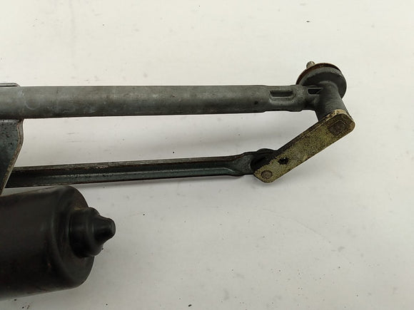 BMW 318i Windshield Wiper Motor & Transmission