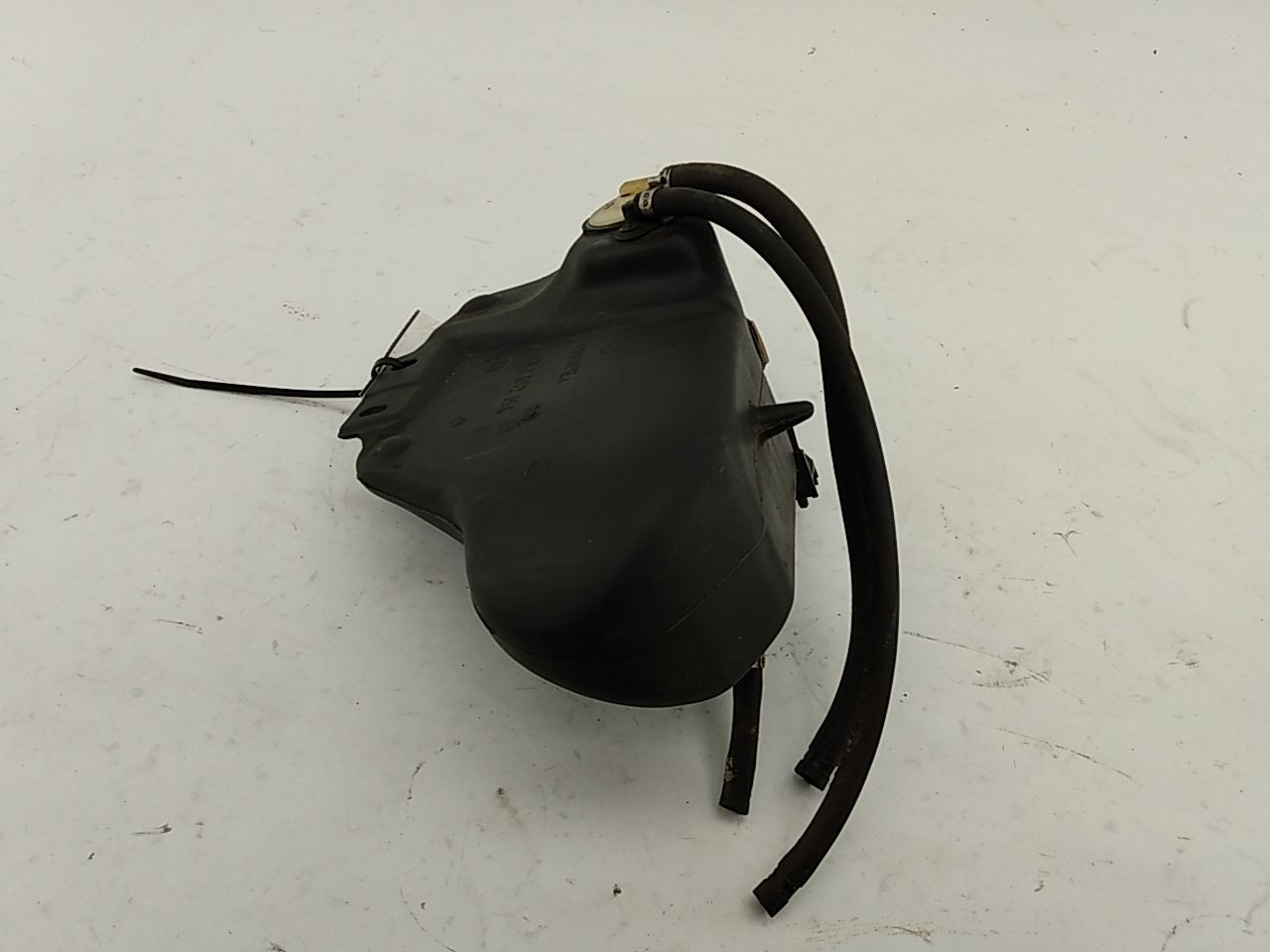 BMW 318i Fuel Vapor Expansion Tank