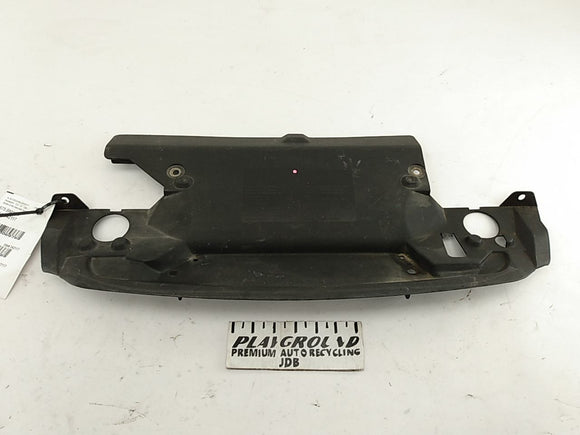 BMW 318i Radiator Cover