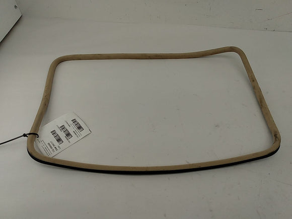 BMW 318i Sunroof Moulding