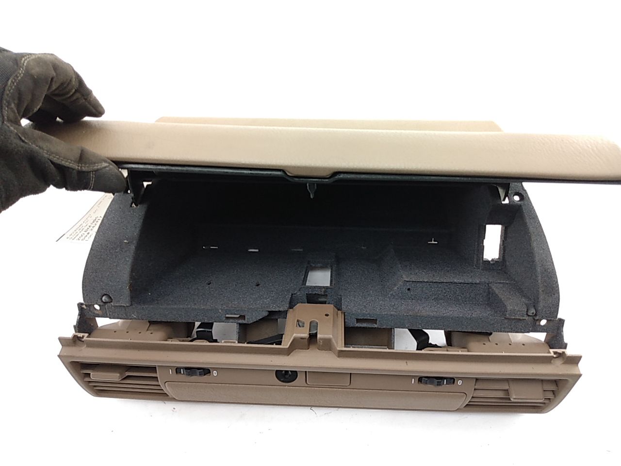 BMW 318i Glove Box