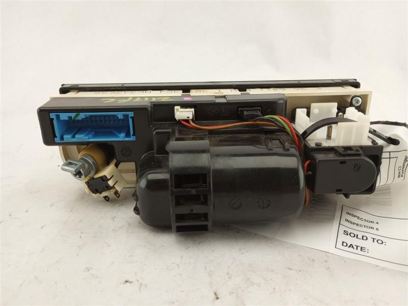 BMW 318i Temperature Control Unit - 0