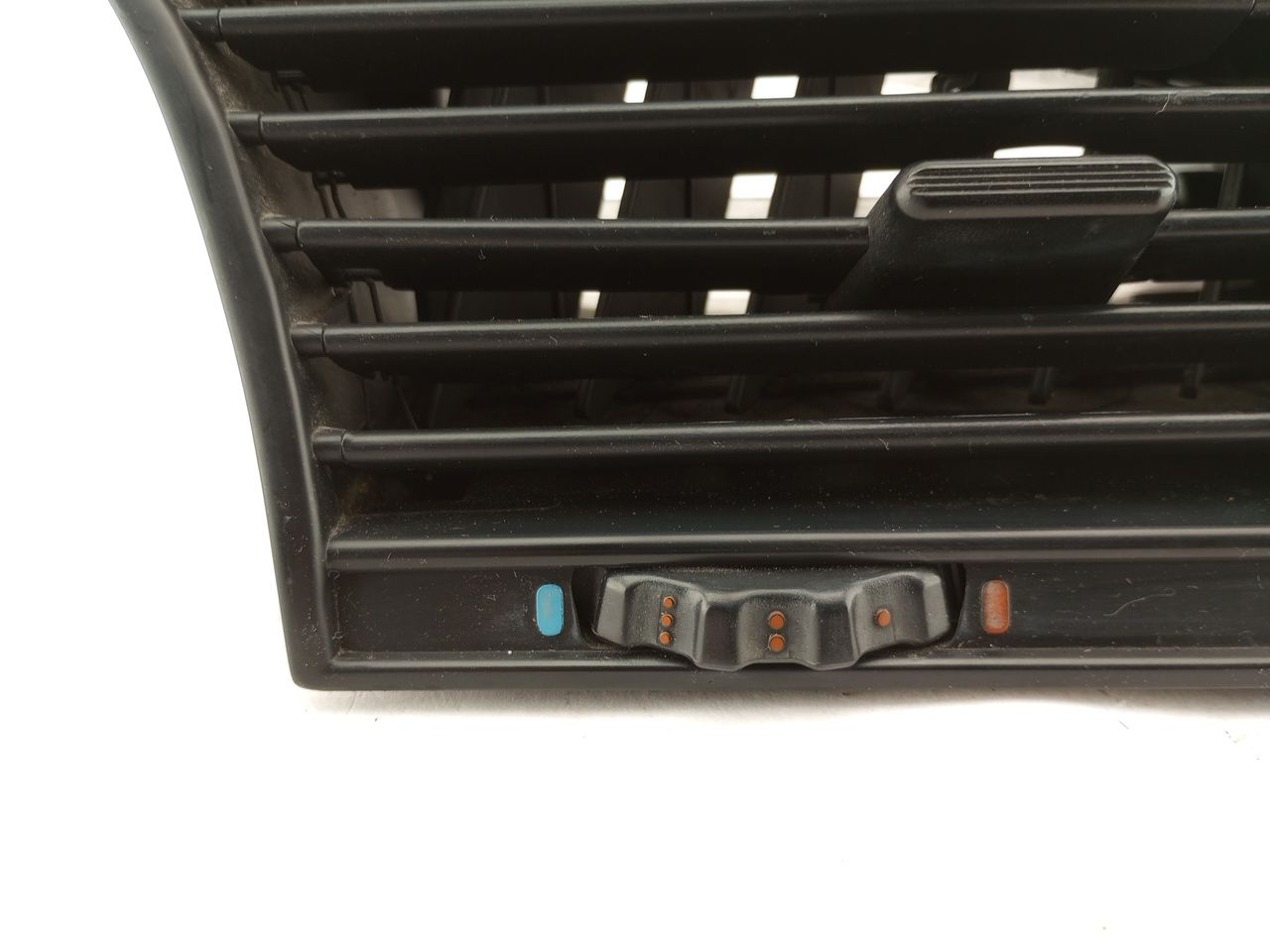 BMW 318i Front Center AC Vent Trim