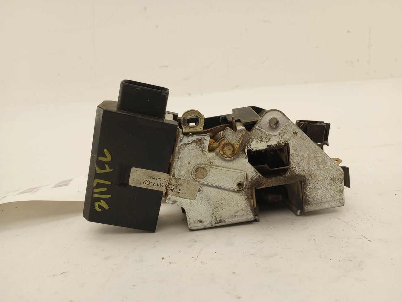 BMW 318i Front Left Door Lock Actuator - 0