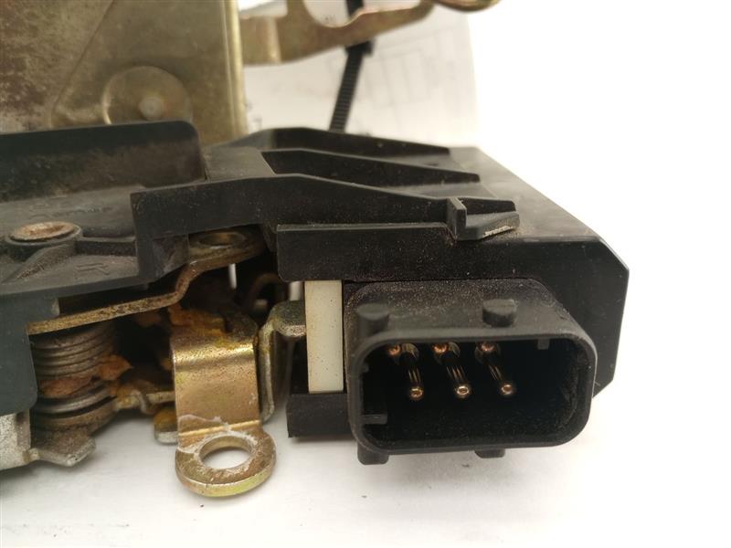 BMW 318i Front Right Door Lock Actuator