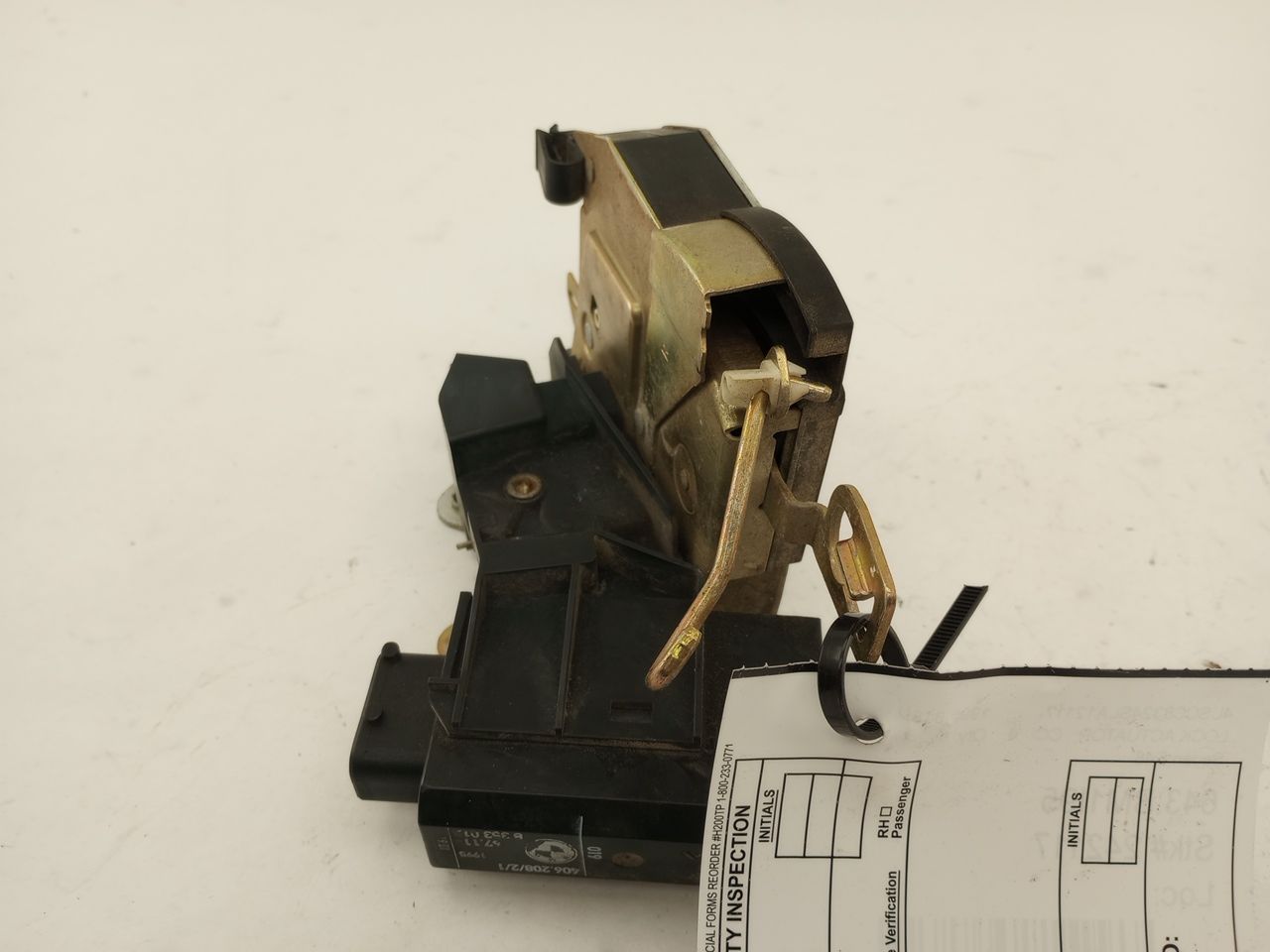 BMW 318i Front Right Door Lock Actuator