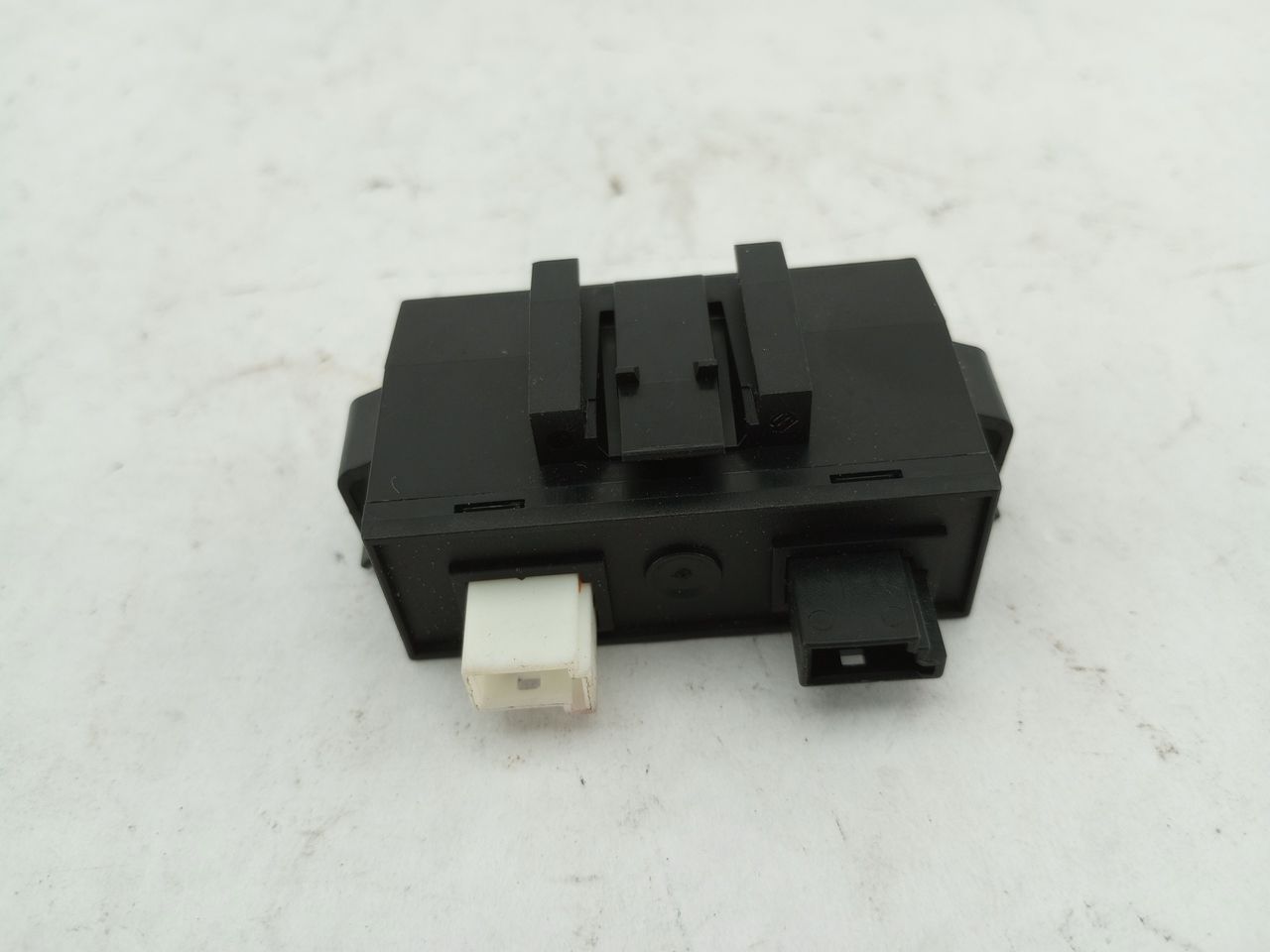 BMW 318i EWS Transmitter Module - 0