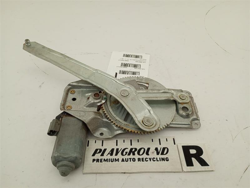 BMW 318i Rear Right Door Window Regulator