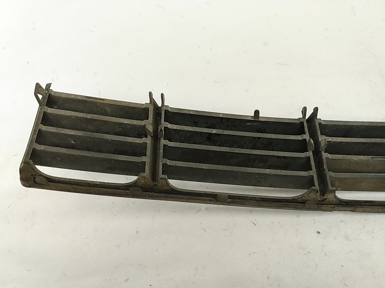 BMW 318i Front Center Lower Grille