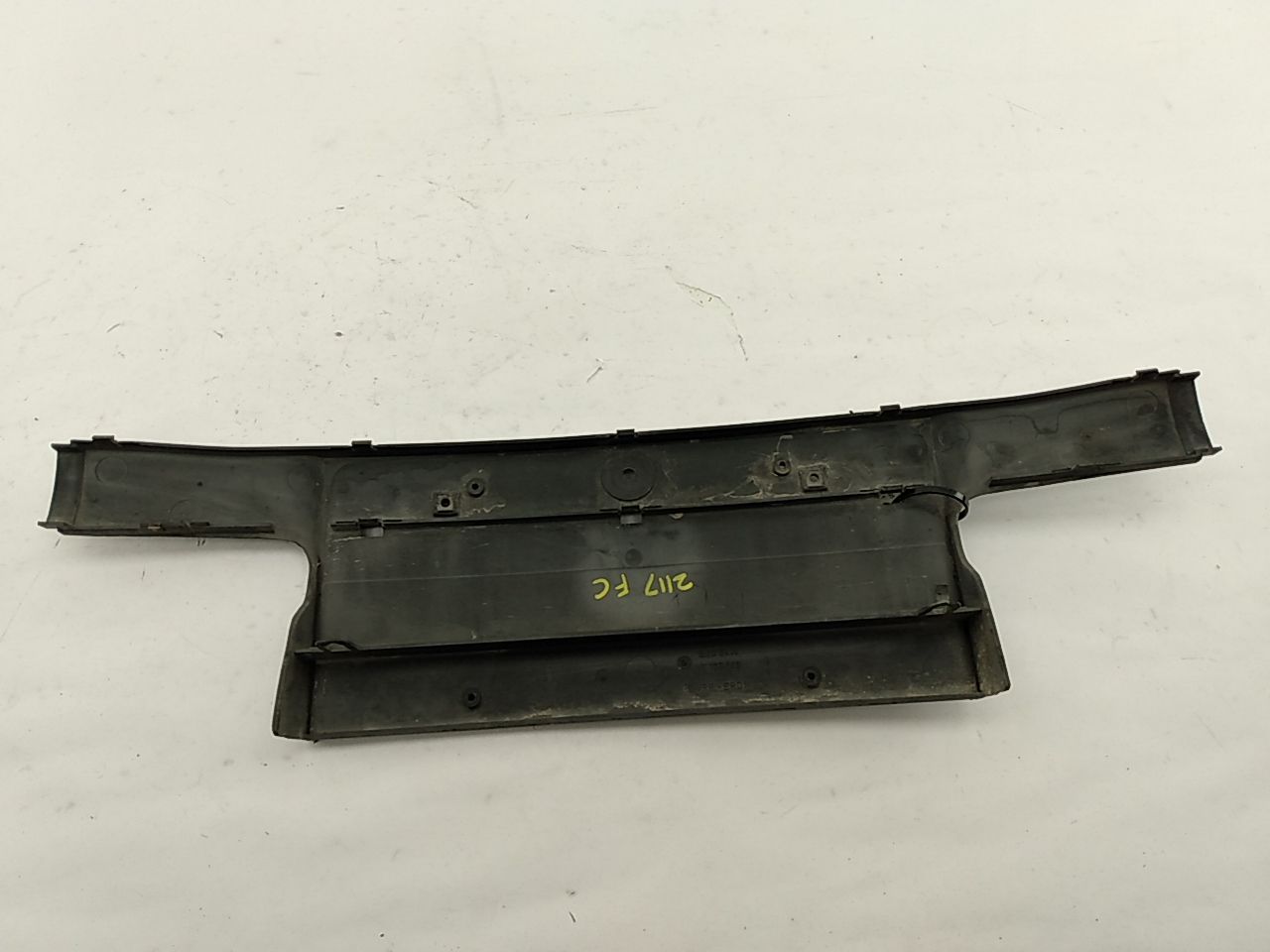 BMW 318i Front Bumper Cover License Plate Bracket Brase