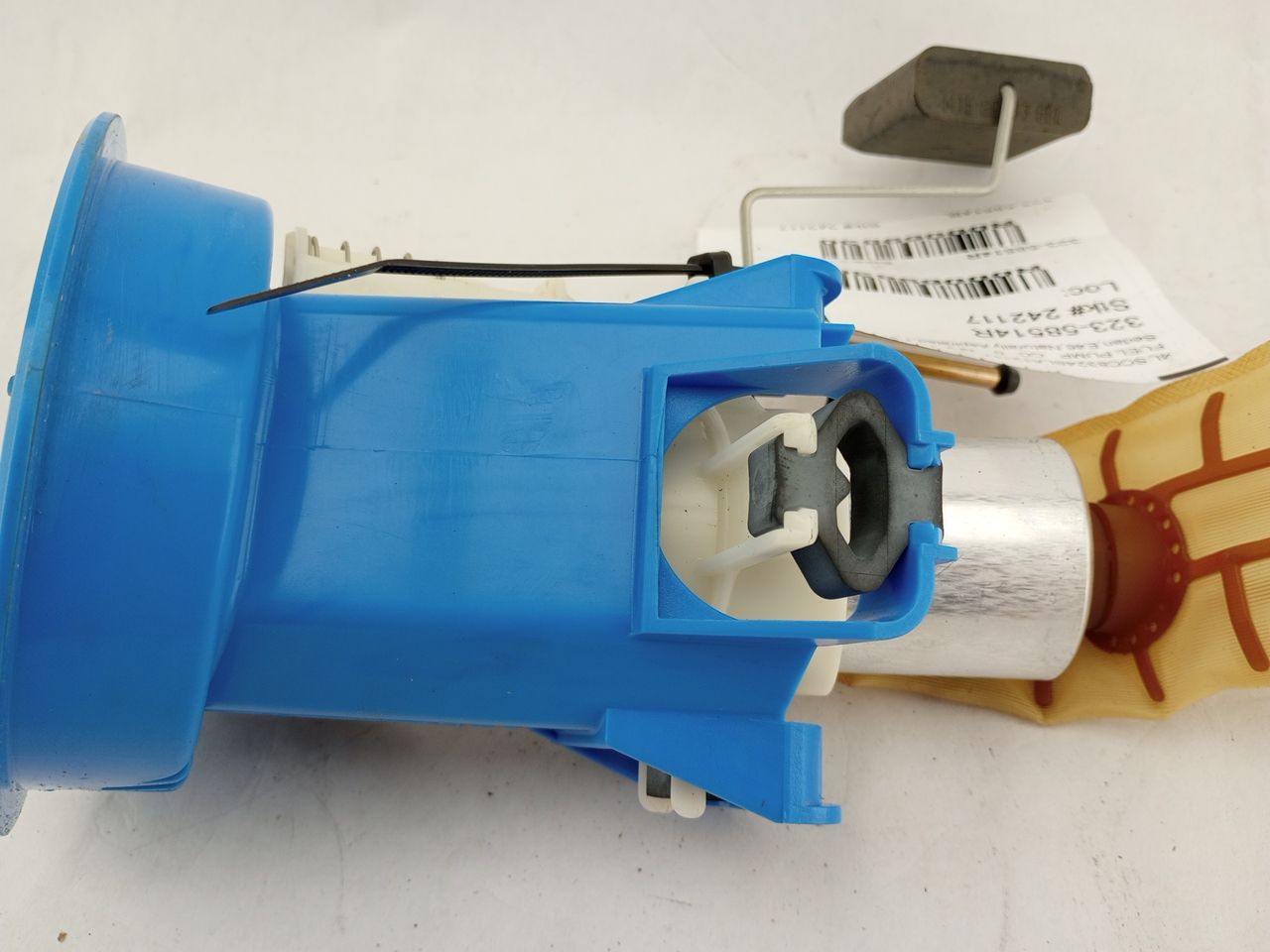 BMW 318i Right Fuel Pump