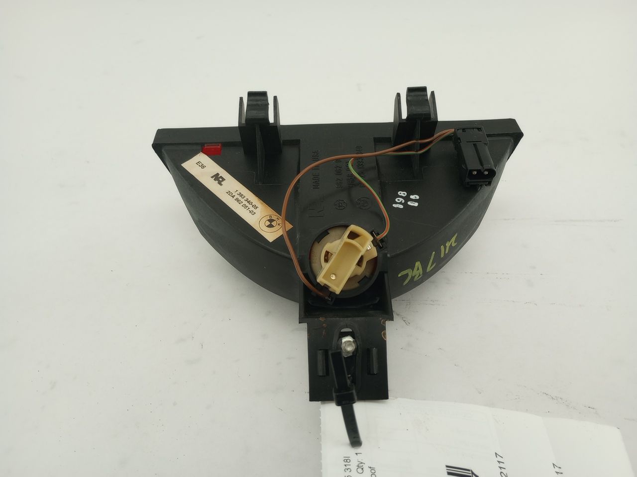 BMW 318i Third Brake Light - 0