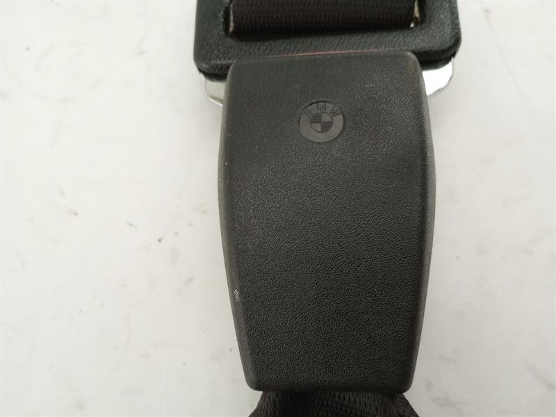 BMW 318i Rear Center Seat Belt & Buckle