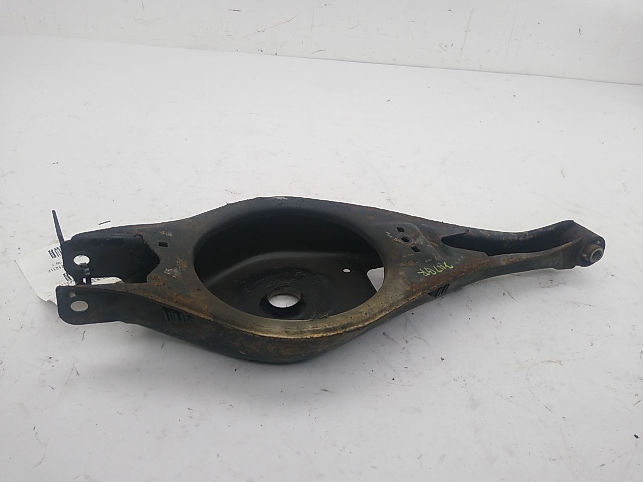 BMW 318i Rear Right Upper Control Arm