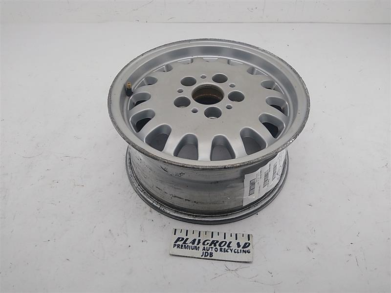 BMW 318i Single Wheel