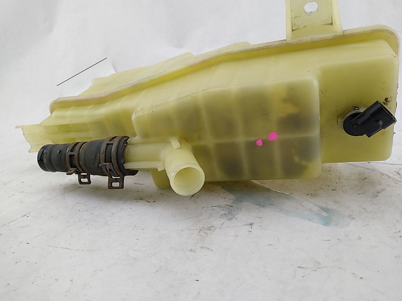 Tesla Model S Coolant Reservoir Assembly