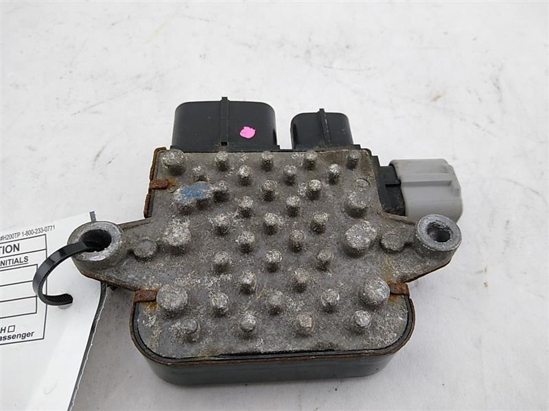 Tesla Model S Left Cooling Fan Control Unit