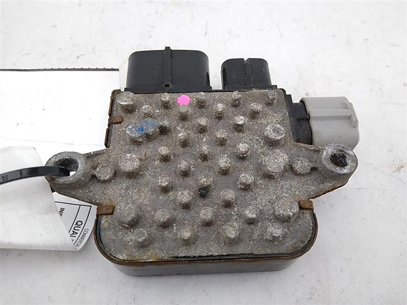 Tesla Model S Right Cooling Fan Control Unit