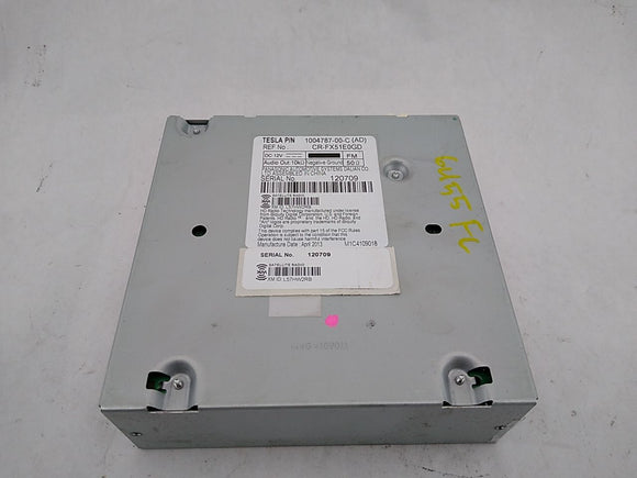 Tesla Model S Radio