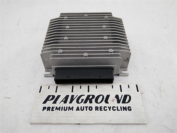 Tesla Model S Radio Amplifier