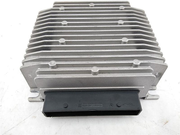 Tesla Model S Radio Amplifier