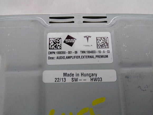 Tesla Model S Radio Amplifier