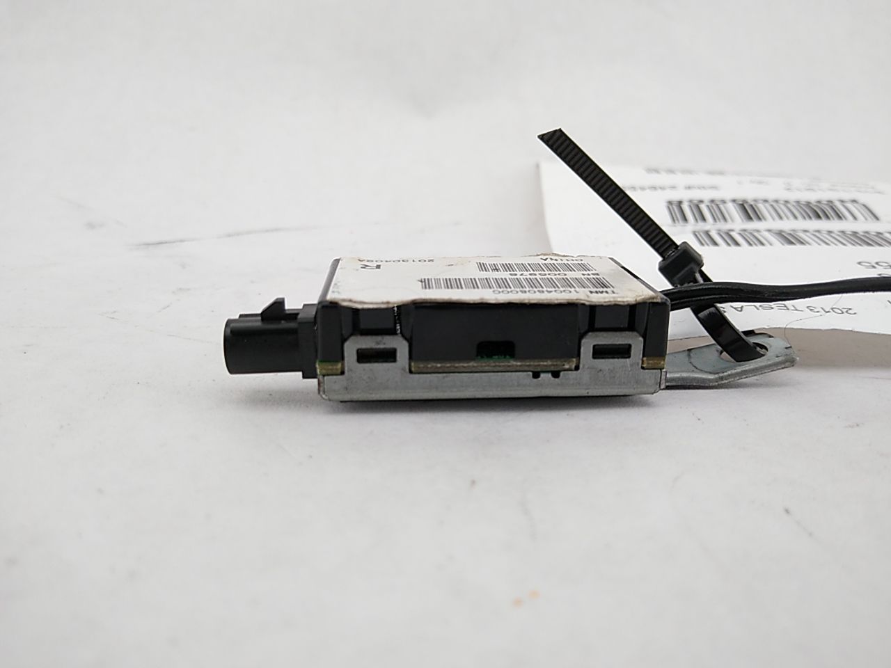 Tesla Model S Right Antenna Amplifier