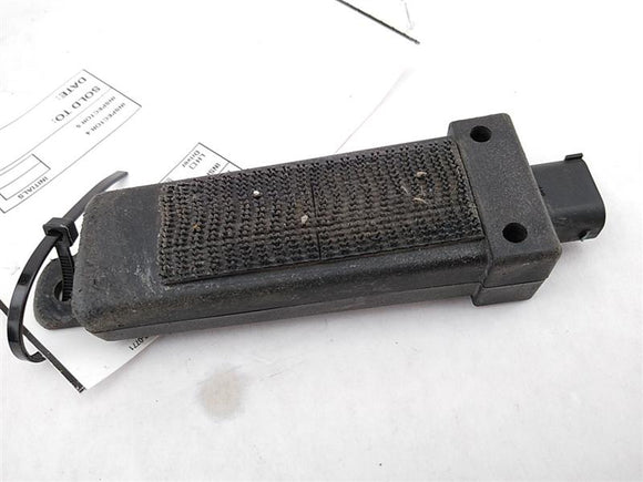 Tesla Model S TPMS Monitor Antenna