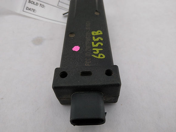 Tesla Model S TPMS Monitor Antenna