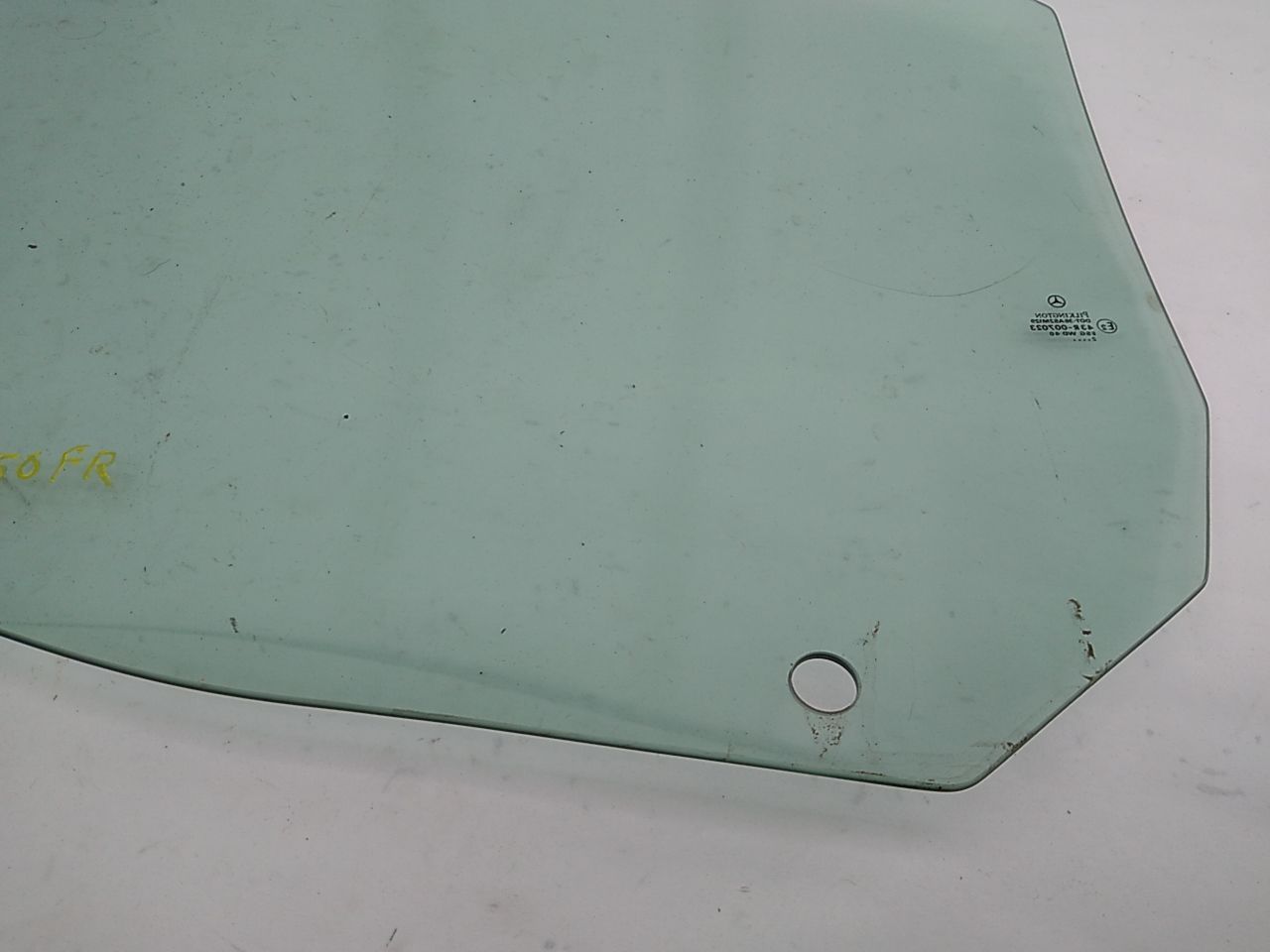 Mercedes SLK230 Passenger Right Front Door Window Glass