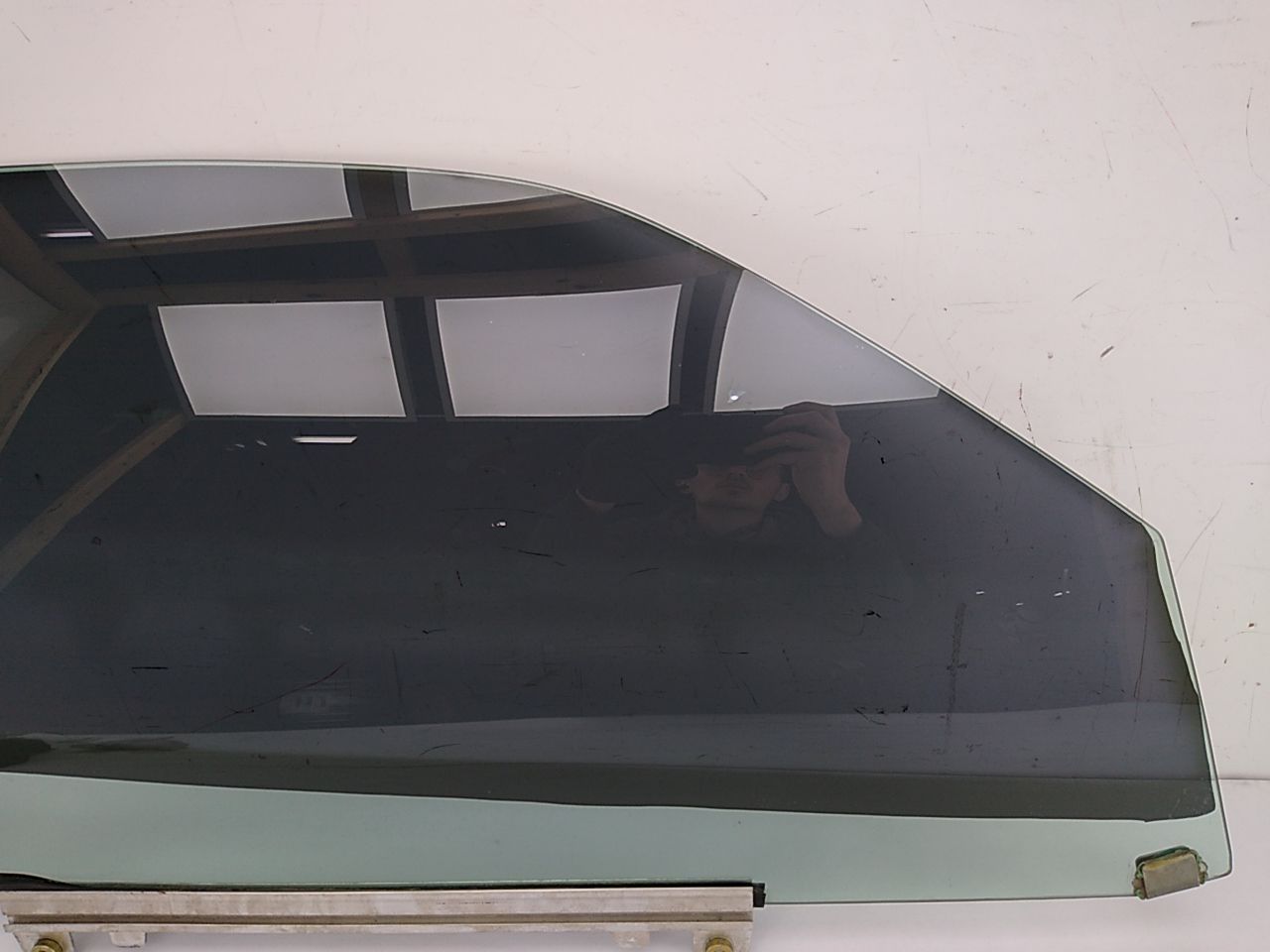 Mercedes SLK230 Front Right Passenger Door Window Glass