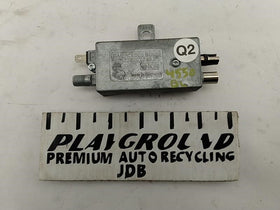 Mercedes SLK230 Antenna Amplifier