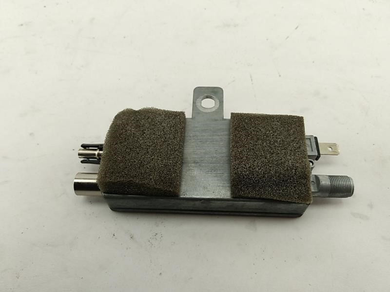 Mercedes SLK230 Antenna Amplifier