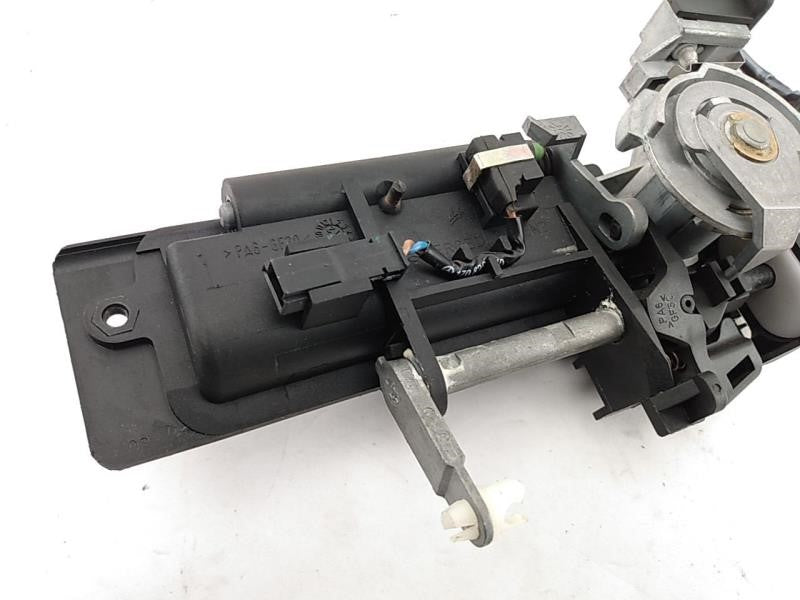 Mercedes SLK230 Trunk Lid Lock Latch Actuator & Handle