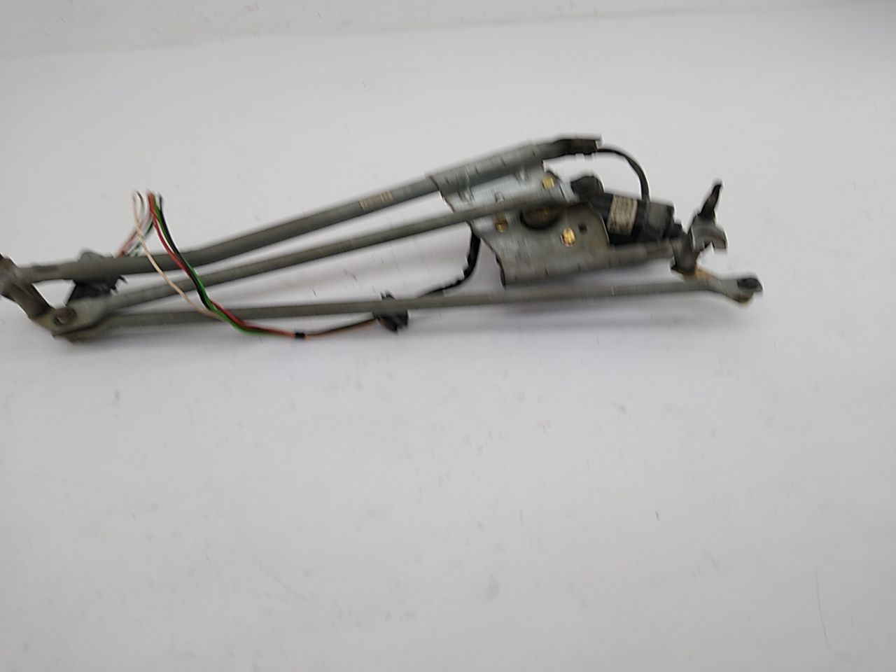 Mercedes SLK230 Windshield Wiper Motor Assembly - 0