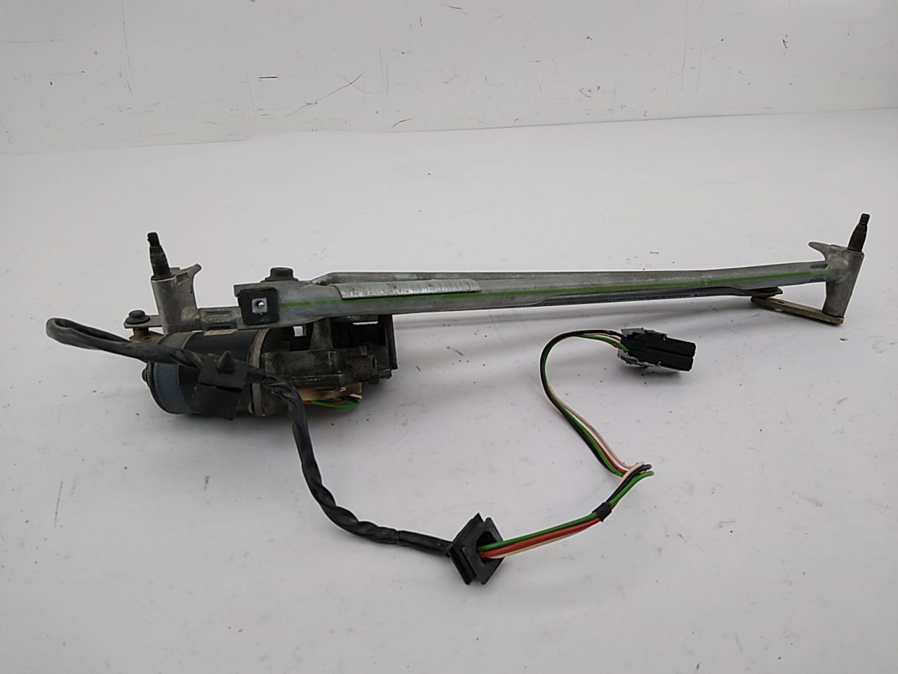 Mercedes SLK230 Windshield Wiper Motor Assembly