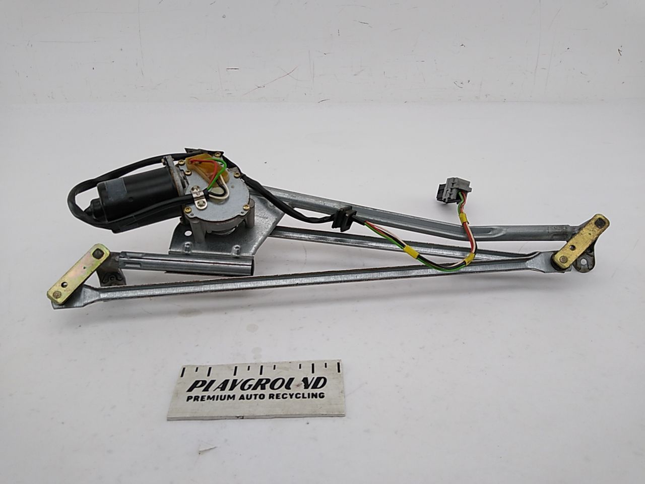 Mercedes SLK230 Front Windshield Wiper Motor Assembly