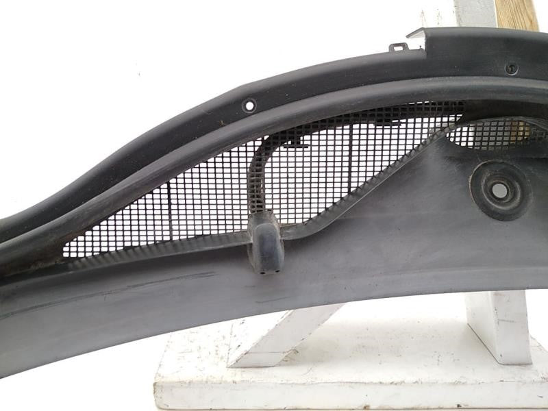 Mercedes SLK230 Front Windshield Cowl Vent Grille Trim Panel